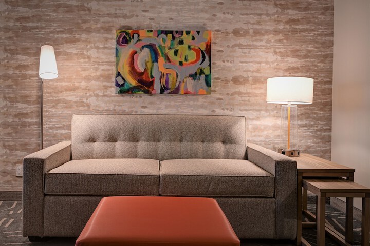 Room 25 of 56