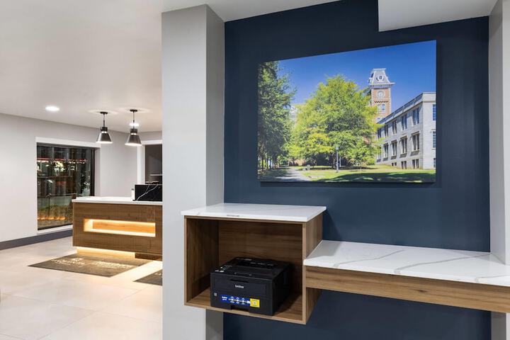 Hawthorn Extended Stay by Wyndham Springdale