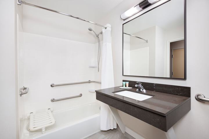 Fairfield Inn & Suites by Marriott Wilson