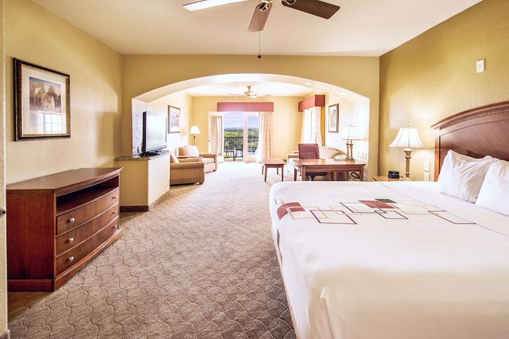 La Quinta Inn & Suites by Wyndham Marble Falls
