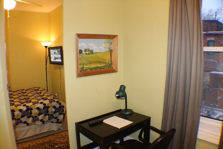 Room 48 of 75