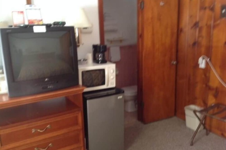 Room 8 of 51
