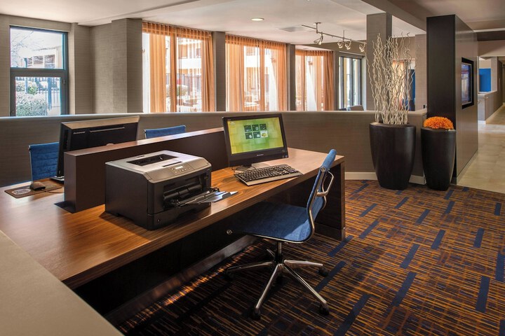 Courtyard by Marriott Atlanta Marietta / I-75 North
