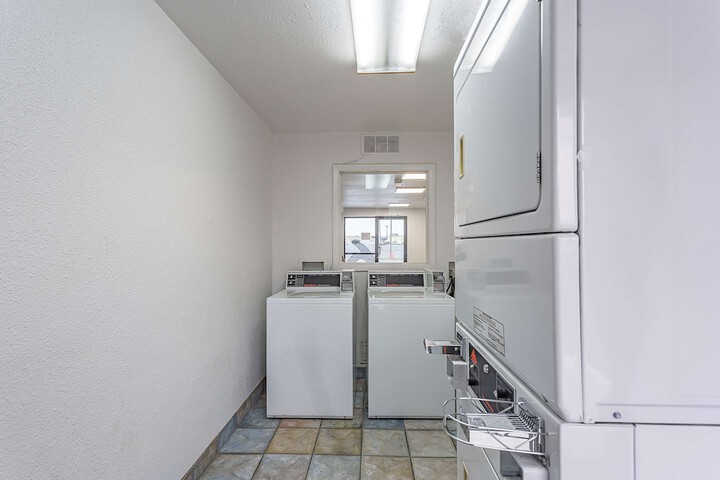 Room 25 of 29