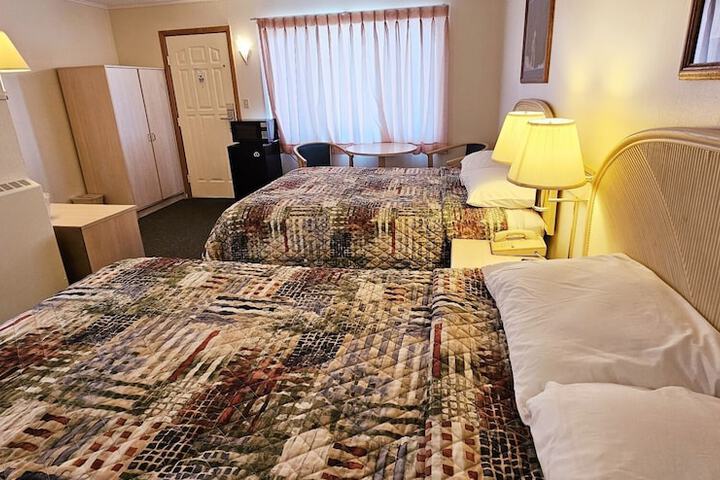 Gray Wolf Lodge