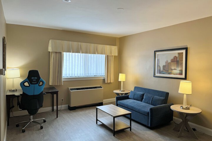 The Boston Hotel