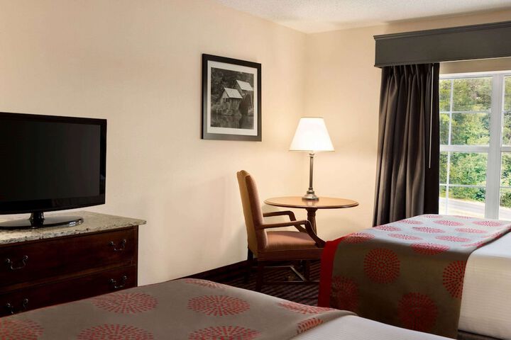 Room 15 of 39