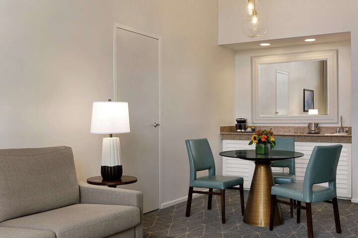 Room 42 of 85