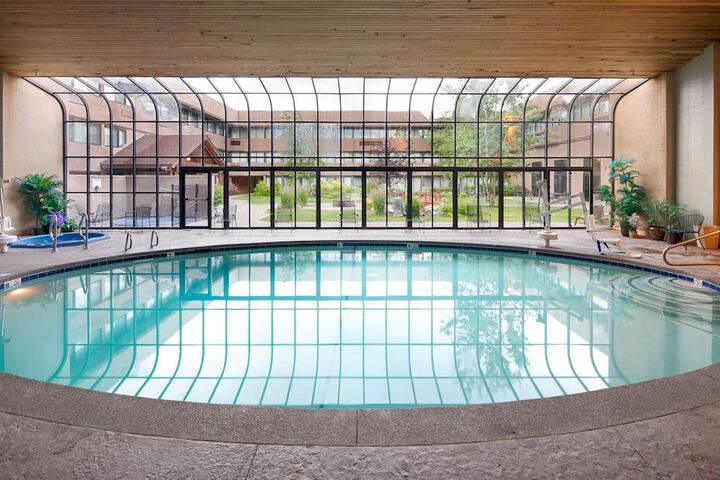 Pool 4 of 44