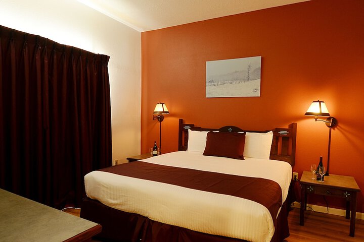 Room 12 of 28