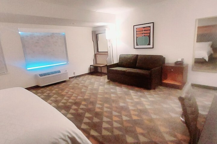 Holiday Inn Salem by IHG
