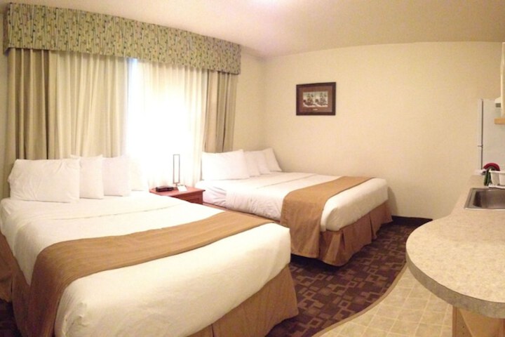 Room 10 of 14
