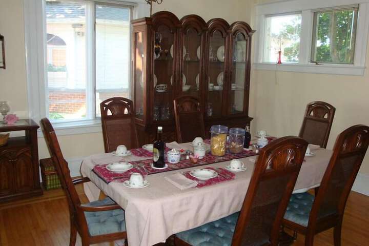 Breakfast/Coffee Service 18 of 26
