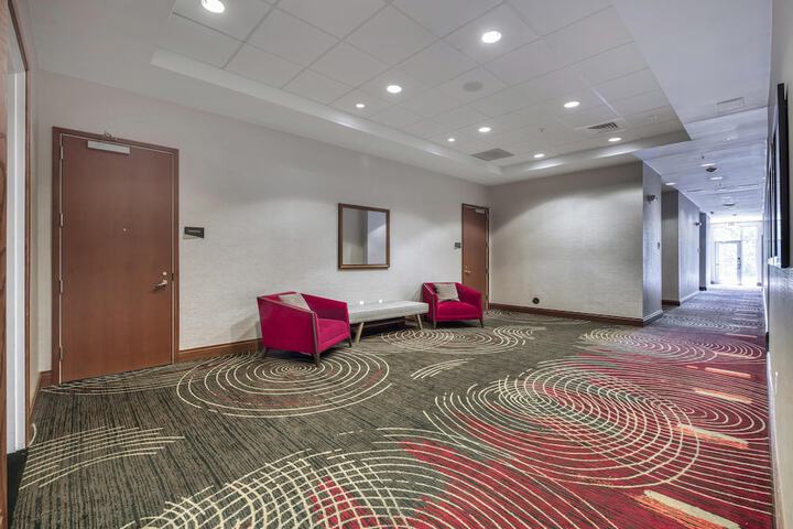 DoubleTree by Hilton Raleigh - Cary
