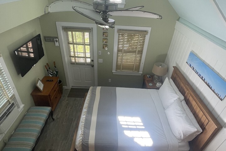Room 44 of 68