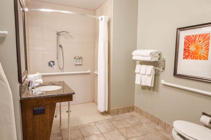 Staybridge Suites Kansas City - Independence by IHG
