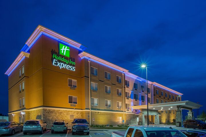 Hotel 4 of 33