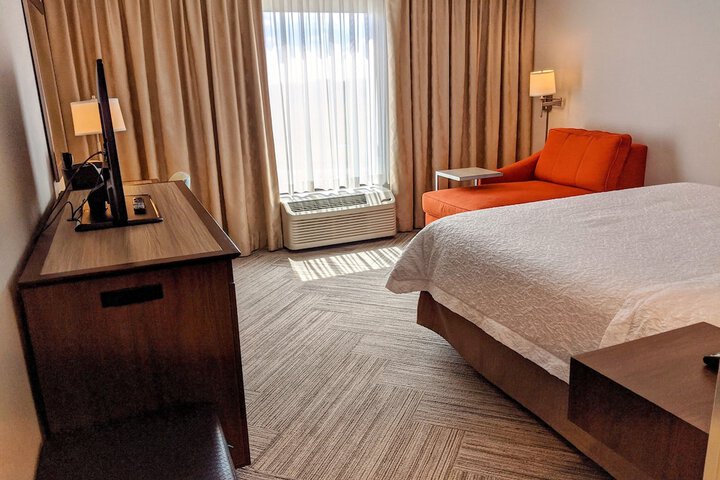 Room 30 of 43