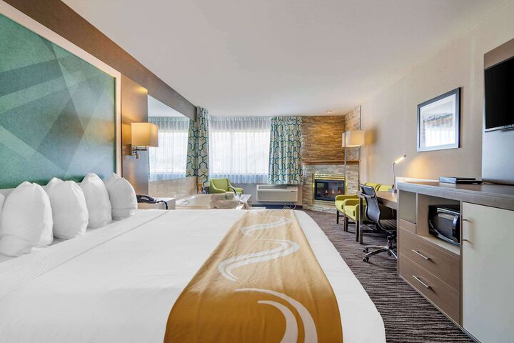 Room 33 of 53