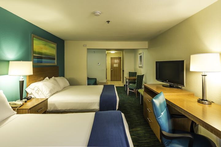 Room 19 of 43