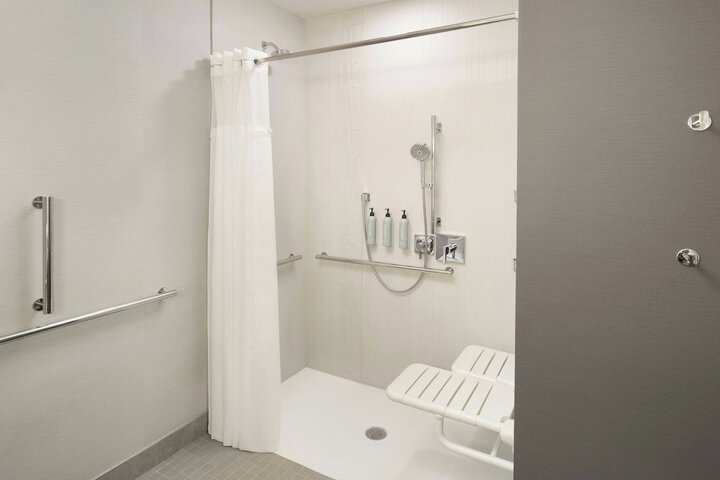 Courtyard by Marriott Sand City Monterey