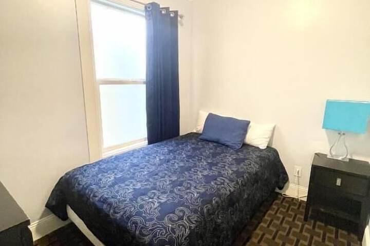 Room 14 of 29