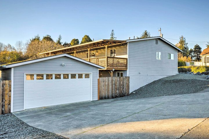 Fire Pit & Bay Views: North Bend Home!