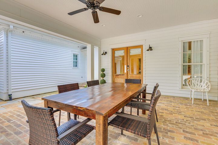 Luxe Fairhope Home w / Covered Patio: Walk to Bay
