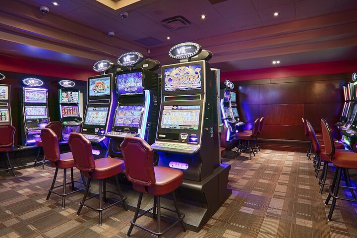 Best Western Premier Denham Inn & Suites