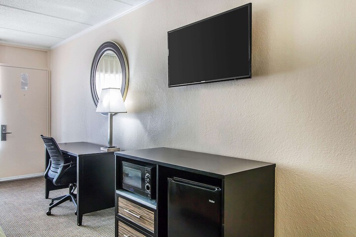Quality Inn Hinesville - Fort Stewart Area