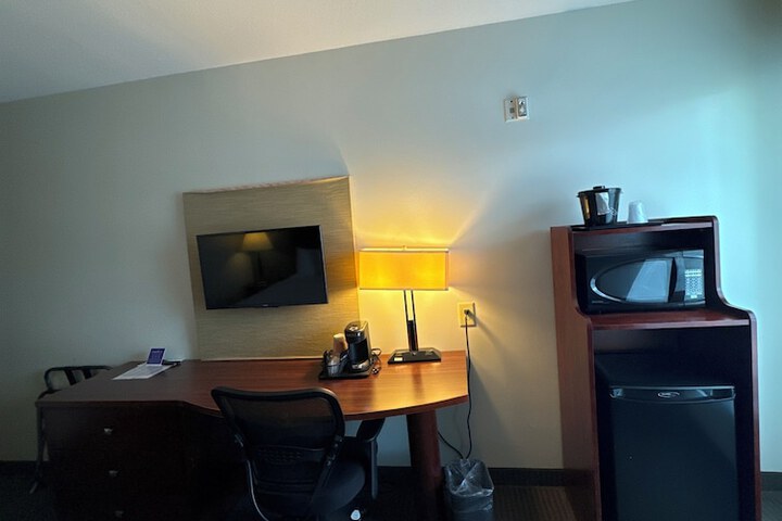 Sleep Inn & Suites Manchester near Arnold AFB