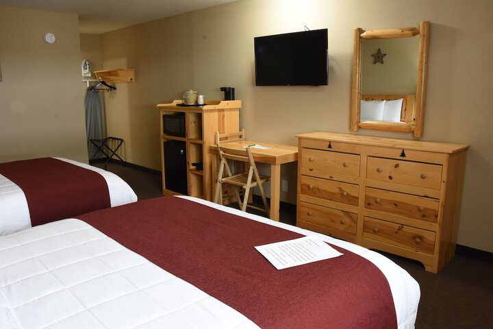 Woodside Dells Hotel & Suites