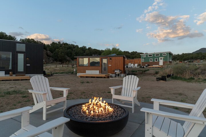 BV Overlook Camp & Lodging