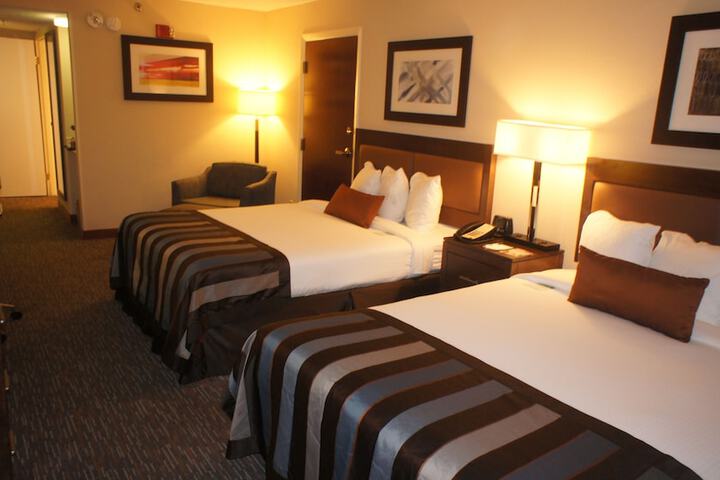 Room 34 of 47