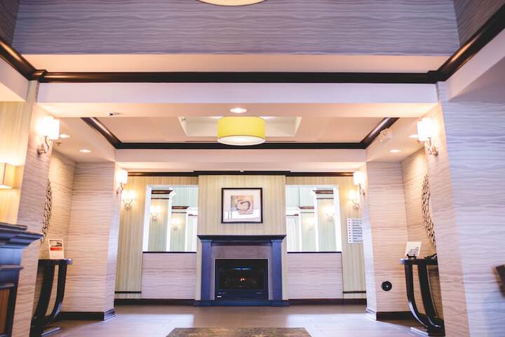 Hotel Interior 17 of 41