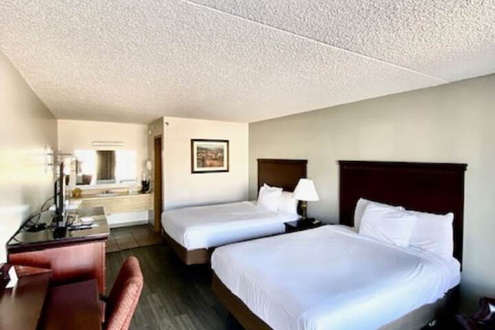 Room 9 of 26