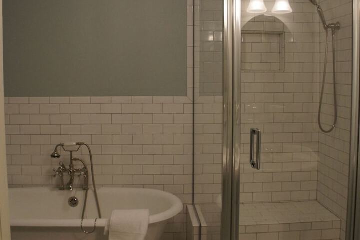 Room 15 of 21