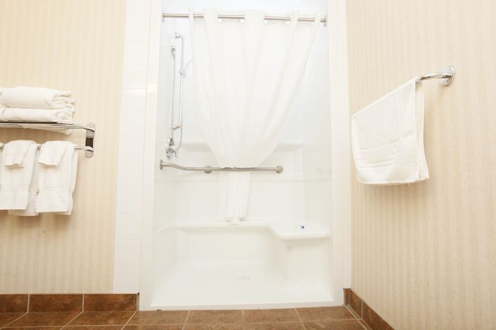 Pomeroy Inn & Suites Hotel Dawson Creek
