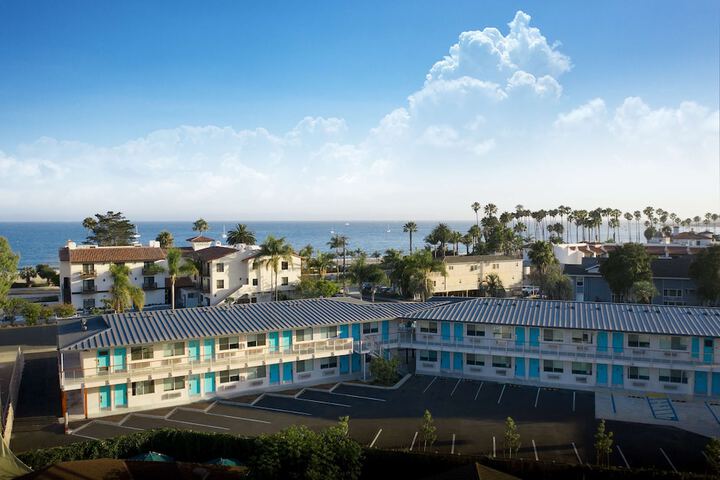 Hotel 2 of 27
