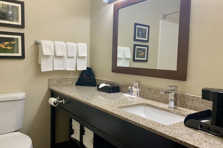 Room 26 of 41