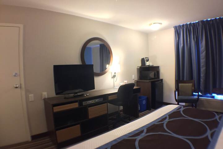 Super 8 by Wyndham Fort Frances