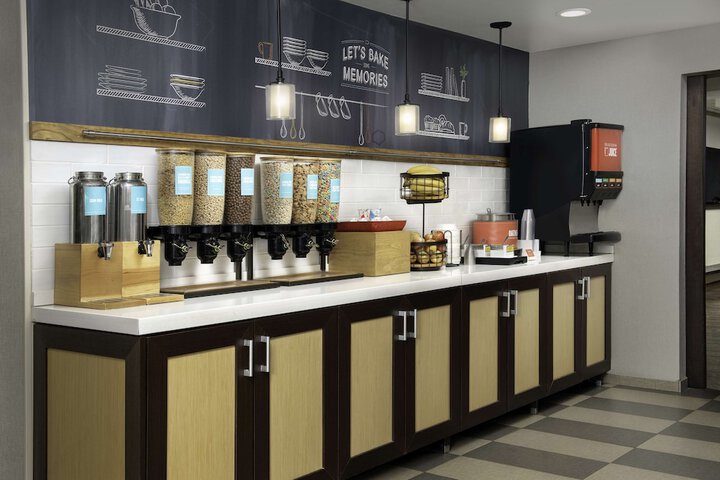 Hampton Inn Pittsburgh / Monroeville
