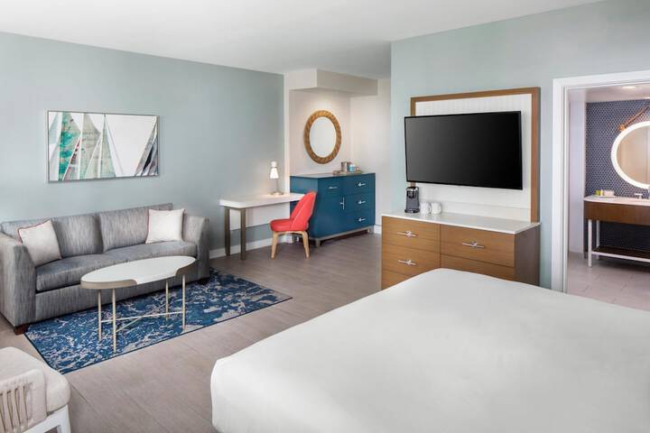 The Reach Key West Curio Collection by Hilton