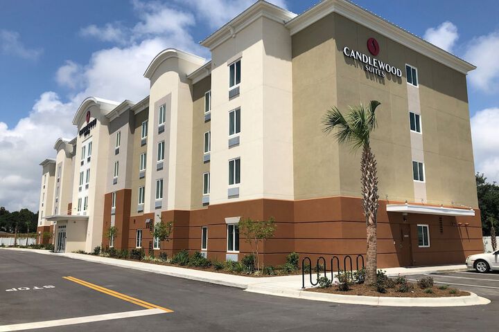 Hotel 2 of 74