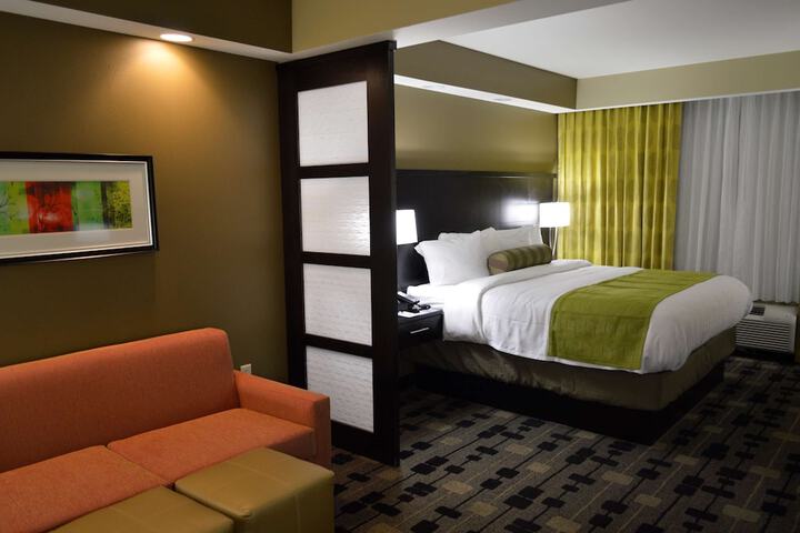 Best Western Plus University Inn