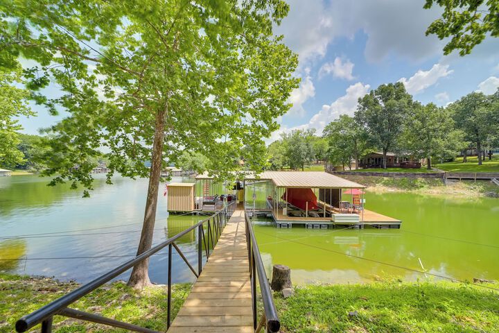 Grand Lake Cottage w / Hot Tub in Eucha
