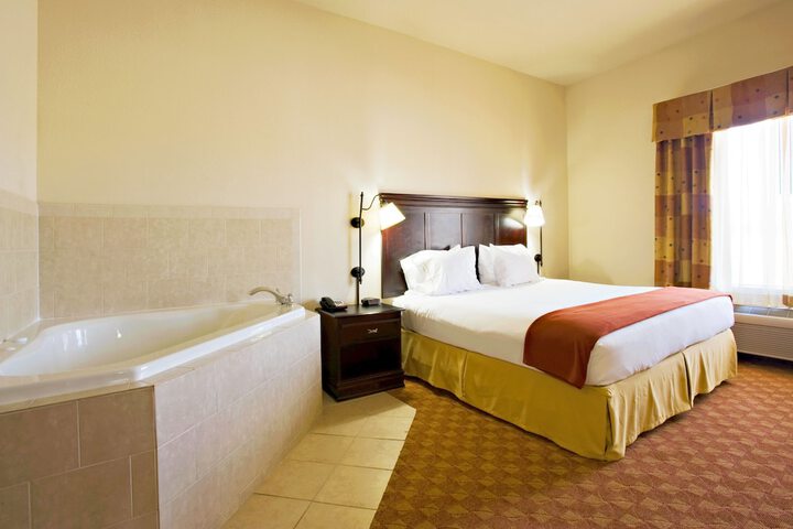 Holiday Inn Express Sweetwater by IHG