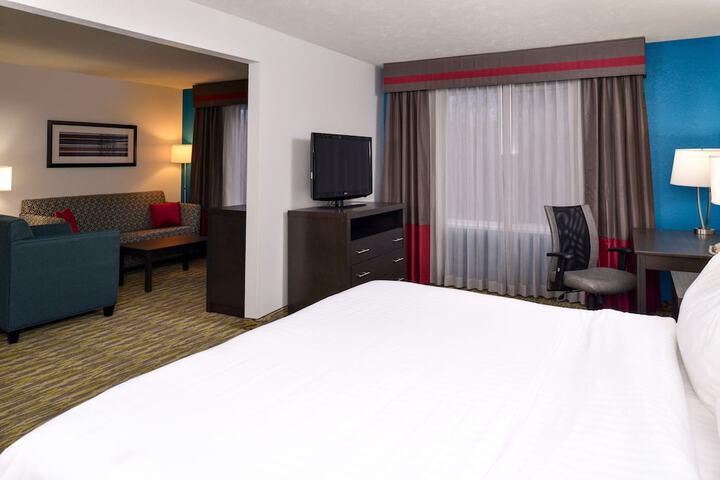 Room 12 of 44