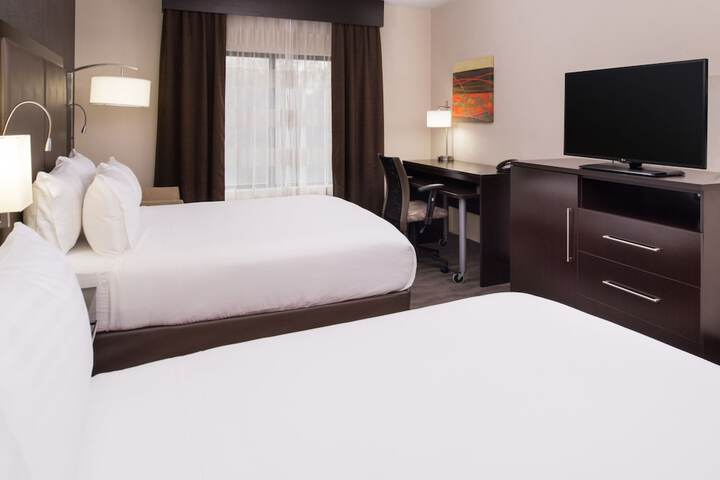 Holiday Inn Express & Suites Monroe by IHG