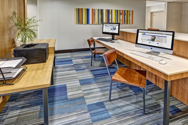 Holiday Inn Express Hotel & Suites Cookeville by IHG